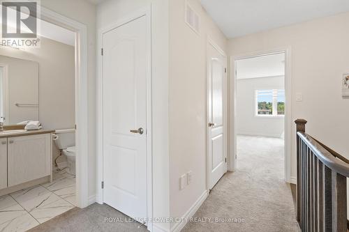 226 Explorer Way, Thorold, ON - Indoor Photo Showing Other Room