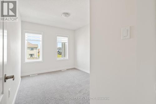 226 Explorer Way, Thorold, ON - Indoor Photo Showing Other Room