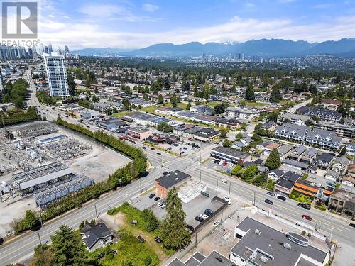 6908 Kingsway, Burnaby, BC 