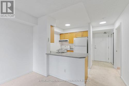 1002 - 155 Beecroft Road, Toronto (Lansing-Westgate), ON - Indoor Photo Showing Kitchen