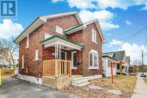 111 Elgin Street W, Oshawa, ON - Outdoor