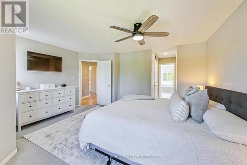 99 Holly Meadow Road, Barrie, ON - Indoor Photo Showing Bedroom