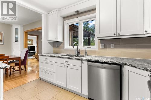 2834 Regina Avenue, Regina, SK - Indoor Photo Showing Kitchen With Upgraded Kitchen