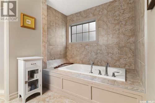 2834 Regina Avenue, Regina, SK - Indoor Photo Showing Bathroom