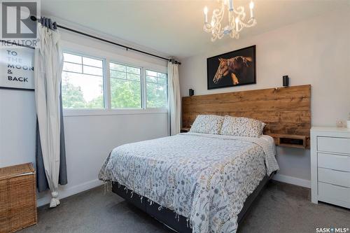 2708 Maceachern Avenue, Saskatoon, SK - Indoor Photo Showing Bedroom