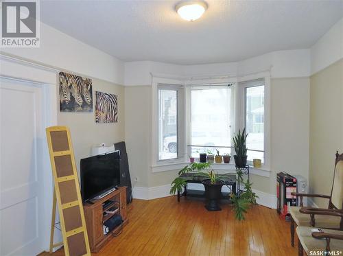 524 & 526 4Th Avenue N, Saskatoon, SK - Indoor