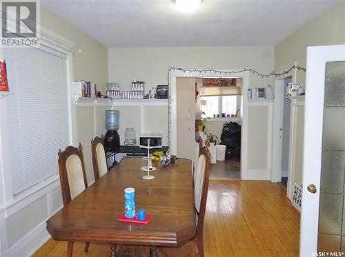 524 & 526 4Th Avenue N, Saskatoon, SK - Indoor Photo Showing Dining Room