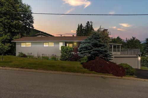 910 Gilker Street, Nelson, BC - Outdoor