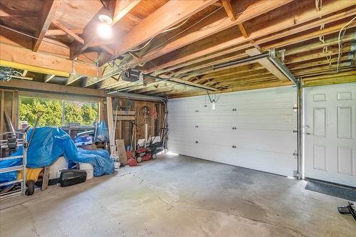 910 Gilker Street, Nelson, BC - Indoor Photo Showing Garage