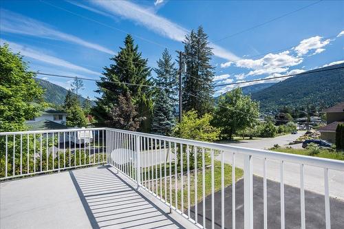 910 Gilker Street, Nelson, BC - Outdoor