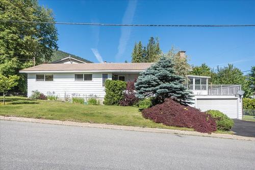 910 Gilker Street, Nelson, BC - Outdoor