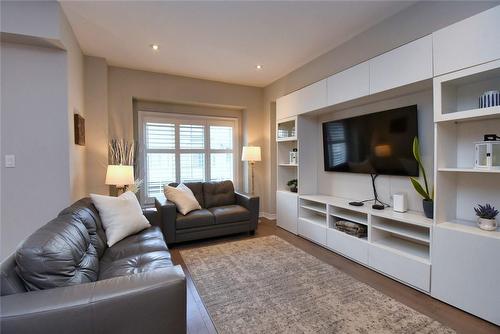377 Glancaster Road|Unit #48, Glanbrook, ON - Indoor Photo Showing Living Room