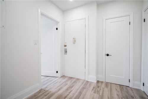 611 Concession Street|Unit #4, Hamilton, ON - Indoor Photo Showing Other Room