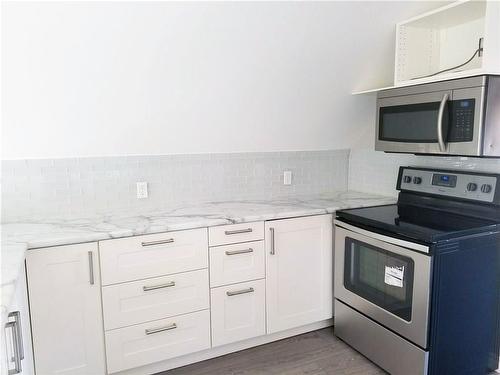 67 Holton Avenue S|Unit #2, Hamilton, ON - Indoor Photo Showing Kitchen With Upgraded Kitchen