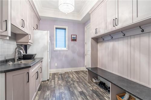 Mud Room to Garage - 36 Kingspoint Circle, Stoney Creek, ON - Indoor Photo Showing Kitchen