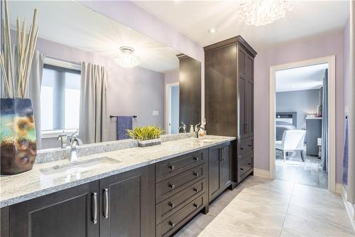 Primary Bedroom Ensuite - 36 Kingspoint Circle, Stoney Creek, ON - Indoor Photo Showing Bathroom