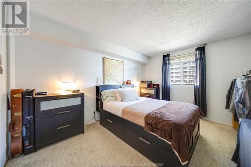 9099 Riverside Drive East Unit# 913, Windsor, ON - Indoor Photo Showing Bedroom