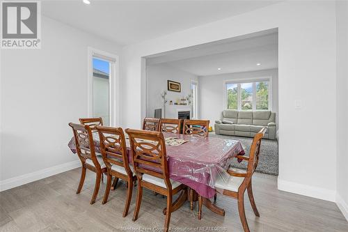 23 Kingsbridge Drive, Amherstburg, ON - Indoor Photo Showing Dining Room