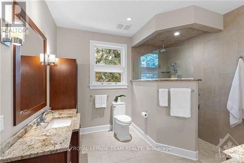 1095 Island View Drive, Ottawa, ON - Indoor Photo Showing Bathroom