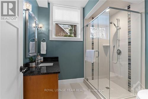 1095 Island View Drive, Ottawa, ON - Indoor Photo Showing Bathroom