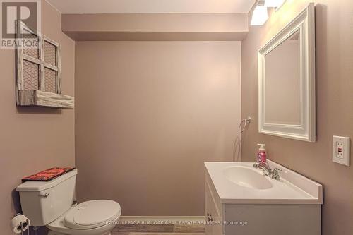 8 Ivy Crescent, Brant, ON - Indoor Photo Showing Bathroom