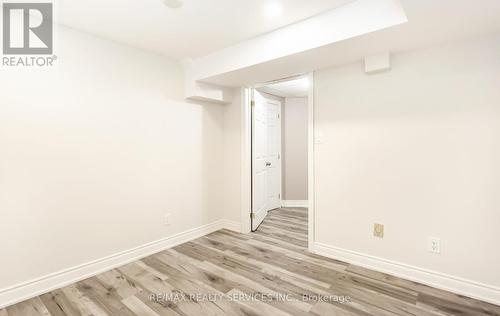 470 Burnett Avenue E, Cambridge, ON - Indoor Photo Showing Other Room