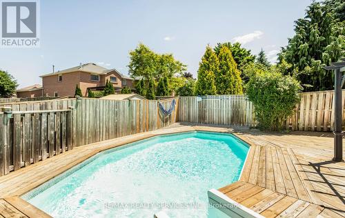 470 Burnett Avenue E, Cambridge, ON - Outdoor With In Ground Pool With Deck Patio Veranda With Backyard