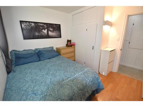 907 5A Street S, Cranbrook, BC - Indoor Photo Showing Bedroom