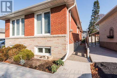 Lower - 50 Tewsley Place, Toronto, ON - Outdoor With Exterior