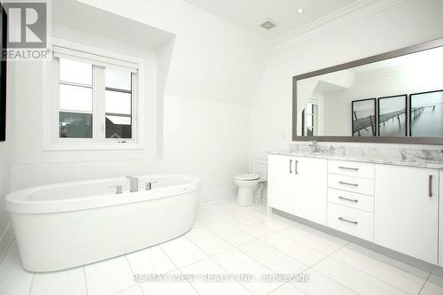 59 - 2092 Queensborough Gate, Mississauga (Central Erin Mills), ON - Indoor Photo Showing Bathroom