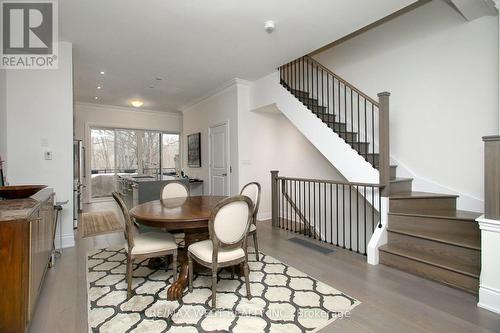 59 - 2092 Queensborough Gate, Mississauga, ON - Indoor Photo Showing Dining Room