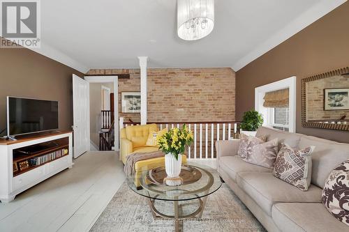 198 Bagot Street, Cobourg, ON - Indoor Photo Showing Living Room