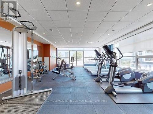 720 - 8110 Birchmount Avenue, Markham, ON - Indoor Photo Showing Gym Room