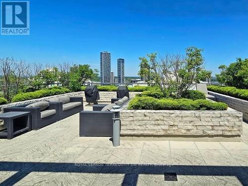 720 - 8110 Birchmount Avenue, Markham, ON - Outdoor