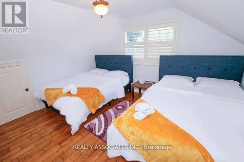 1737 Cedar Grove, Innisfil, ON - Indoor Photo Showing Bedroom