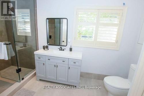 1737 Cedar Grove, Innisfil, ON - Indoor Photo Showing Bathroom