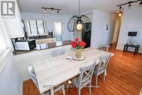 1737 Cedar Grove, Innisfil, ON - Indoor Photo Showing Dining Room