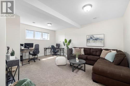 10 Tessa Boulevard, Belleville, ON - Indoor Photo Showing Living Room