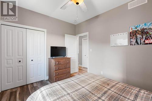 36 Farmington Crescent, Belleville, ON - Indoor Photo Showing Bedroom