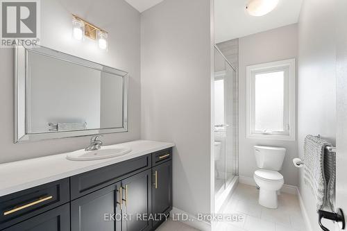 36 Farmington Crescent, Belleville, ON - Indoor Photo Showing Bathroom