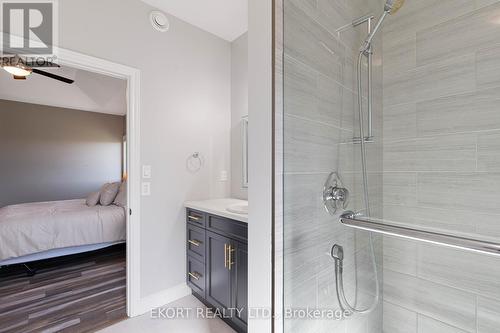 36 Farmington Crescent, Belleville, ON - Indoor Photo Showing Bathroom