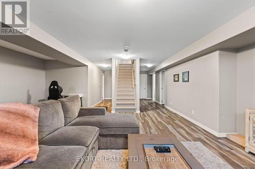 36 Farmington Crescent, Belleville, ON - Indoor Photo Showing Living Room
