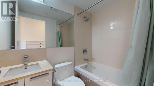 403 - 28 Wellesley Street E, Toronto, ON - Indoor Photo Showing Bathroom