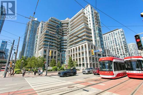 207 - 410 Queens Quay W, Toronto, ON - Outdoor With Facade