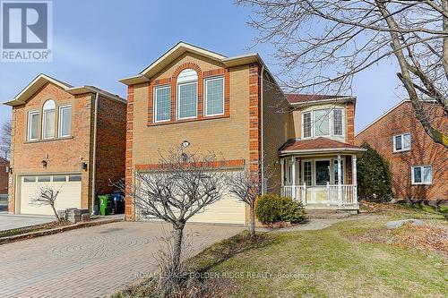 6 New Forest Square, Toronto, ON - Outdoor