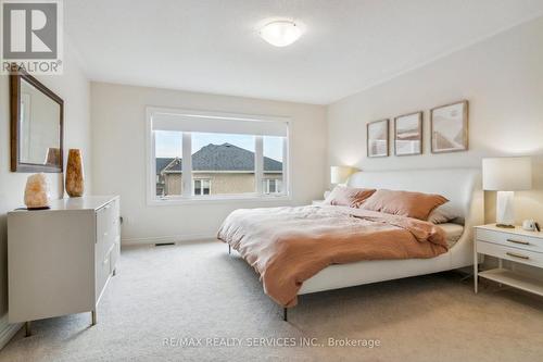 87 Wesmina Avenue, Whitchurch-Stouffville, ON - Indoor Photo Showing Bedroom