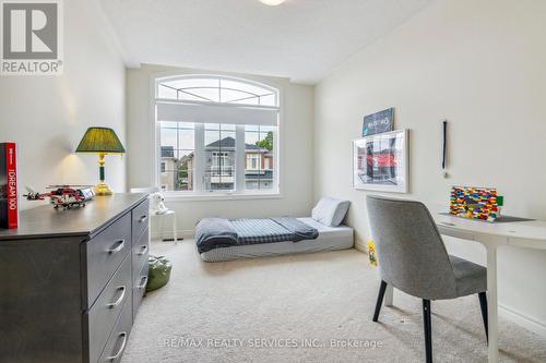 87 Wesmina Avenue, Whitchurch-Stouffville, ON - Indoor Photo Showing Bedroom