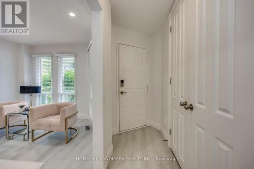 1112 Montgomery Drive, Oakville, ON - Indoor Photo Showing Other Room