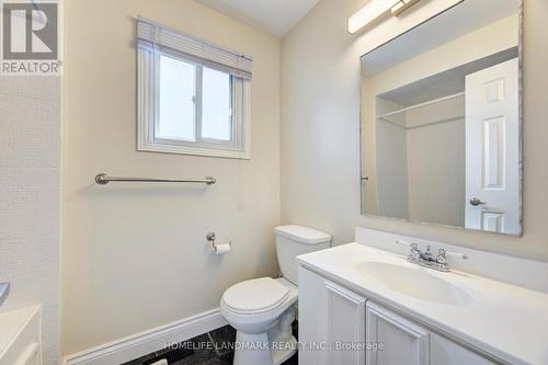 1537 Queensbury Crescent, Oakville, ON - Indoor Photo Showing Bathroom