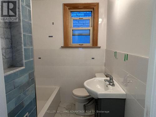 126 Barker Av Avenue, Toronto (Danforth Village-East York), ON - Indoor Photo Showing Bathroom